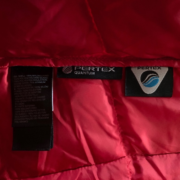 The North Face Men's Red Puffer Jacket - Copy - Picture 4 of 6